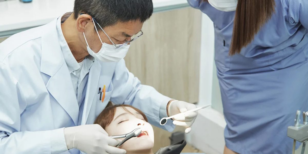 重心美學牙醫醫師看診情形